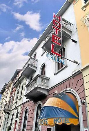 Hotel Rallye Milan Bagian luar foto
